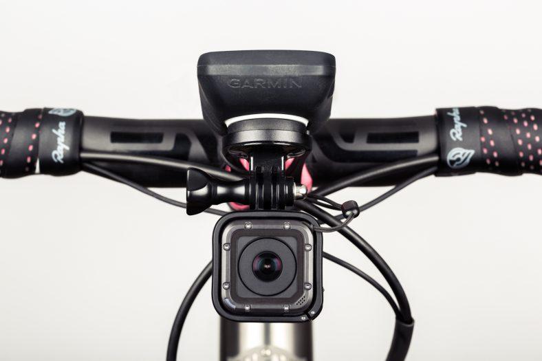 Cycling camera for fast action